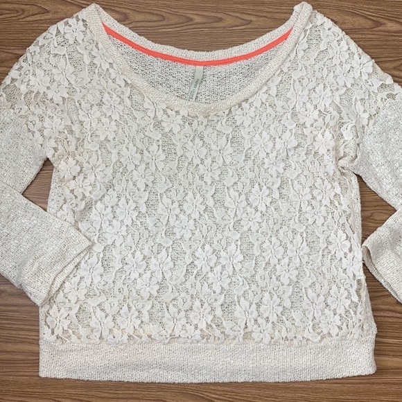 Paper Crane Lace front popover sweater top L - Picture 1 of 10